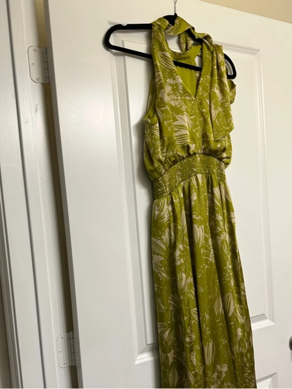 Vince Camuto Olive Green Halter Floral-Print Jumpsuit - Picture 4 of 7